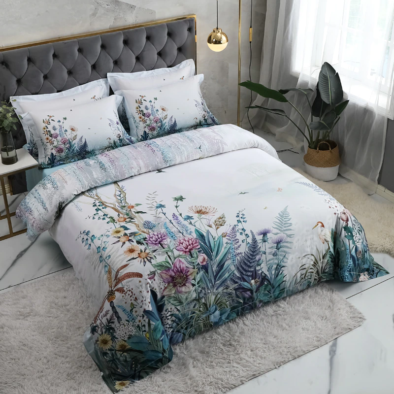 Light Gray Bedding Set