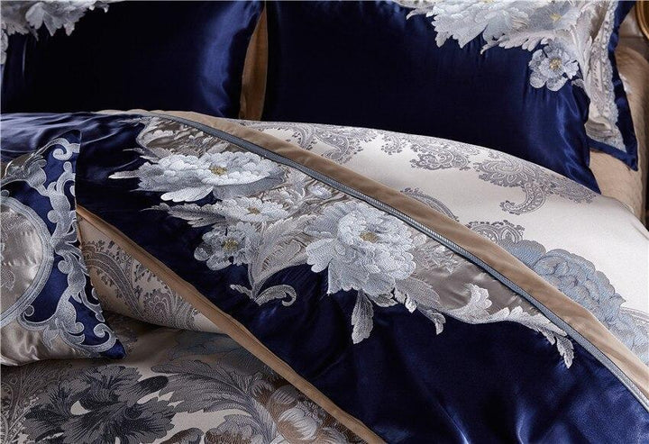 Caesar Bedding Set