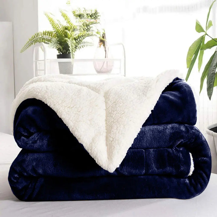 FluffHaven | Soft and Reversible Sherpa Fleece Blanket