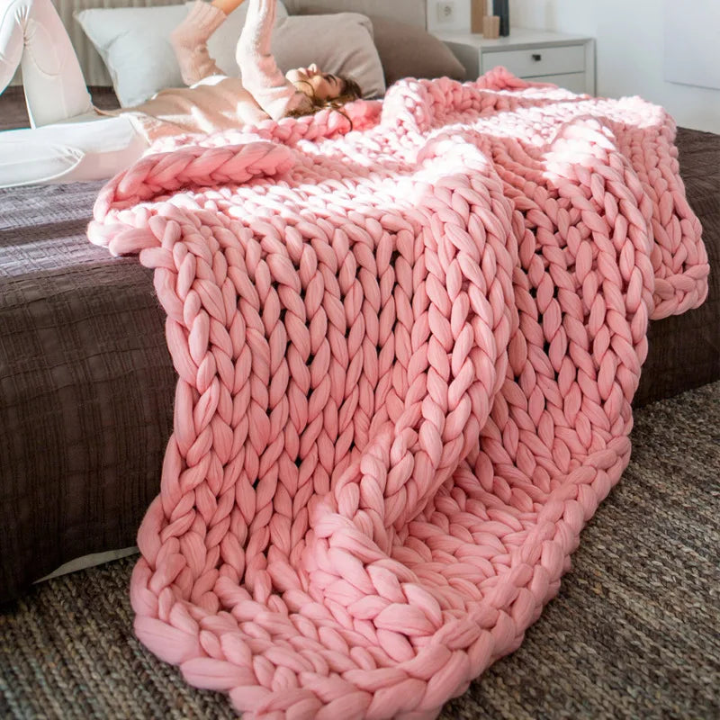 HugMe | Chenille Chunky Knit Blanket