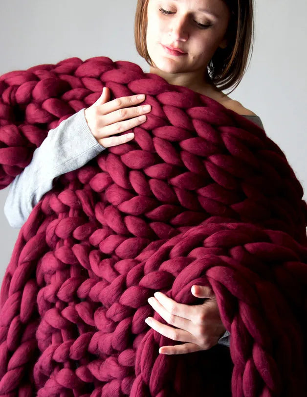 HugMe | Chenille Chunky Knit Blanket