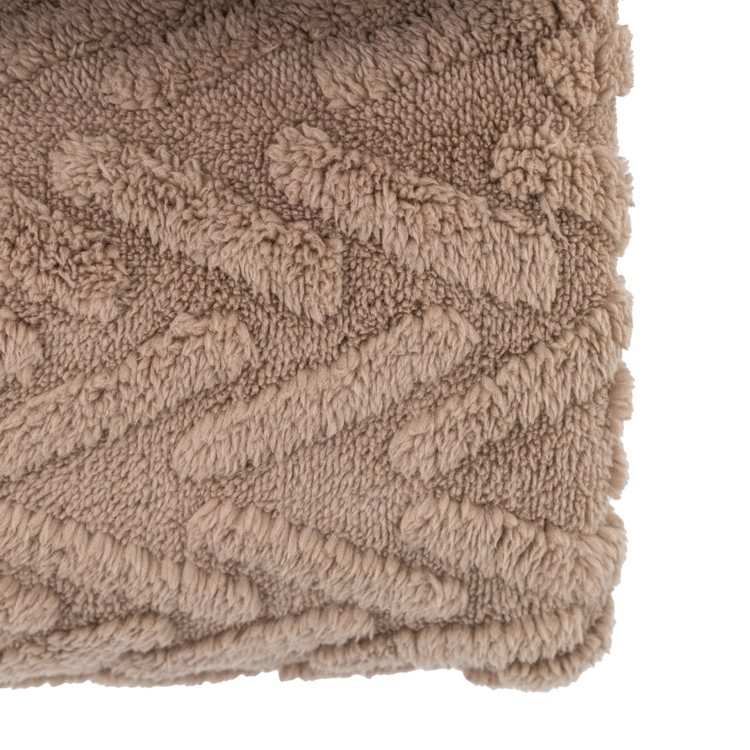 GABLE CHUNKY SHERPA THROW