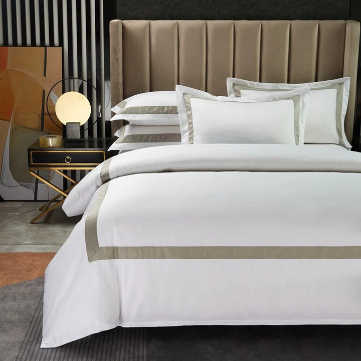 Frontier Hotel Bedding Set